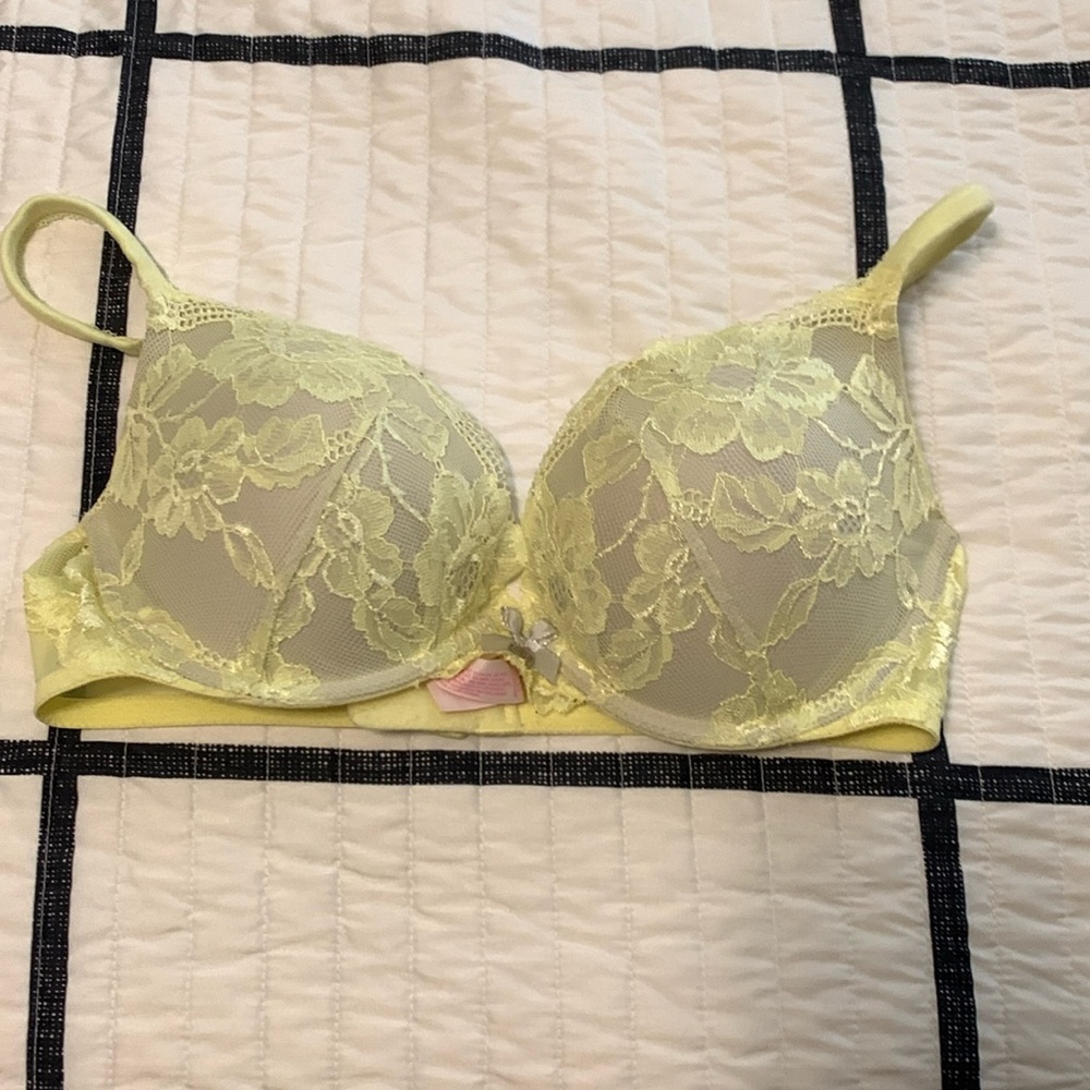 BODY by Victoria Push Up Bra
